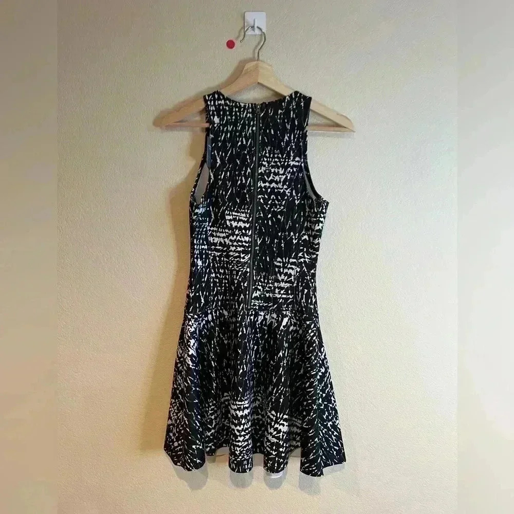 Abercrombie and fitch black white print Tennis dress new small - Picture 3 of 9